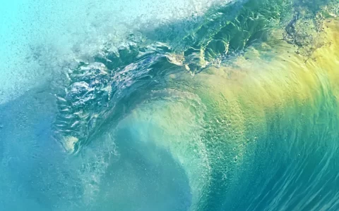 美丽的海浪清澈蓝色风景手机桌面壁纸