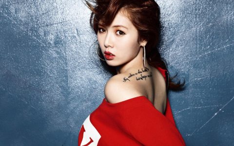 韩国美女歌手金泫雅壁纸